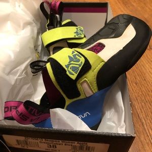 La Sportiva Skwamas Sz 38 - Brand New